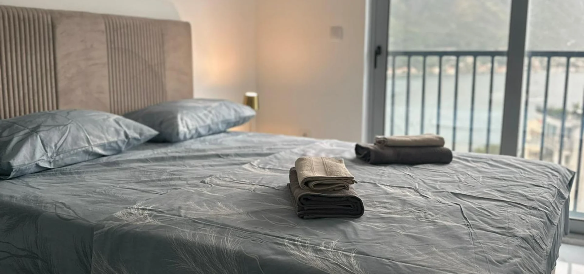 Sea View 2+1 Apartment in Kotor Dobrota - 69 m²