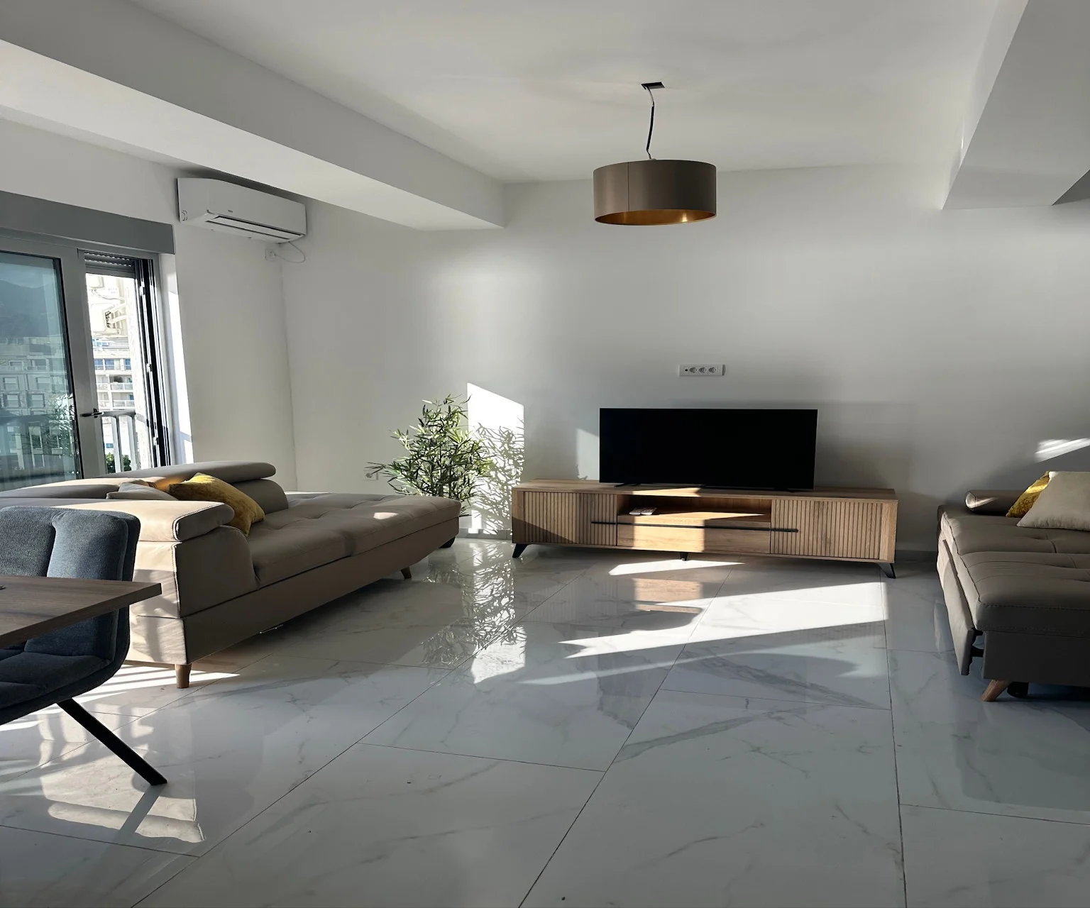 Sea View 2+1 Apartment in Kotor Dobrota - 69 m²