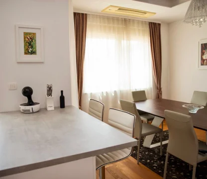 Luxury 2 bedroom apartment for rent in the very center of Budva