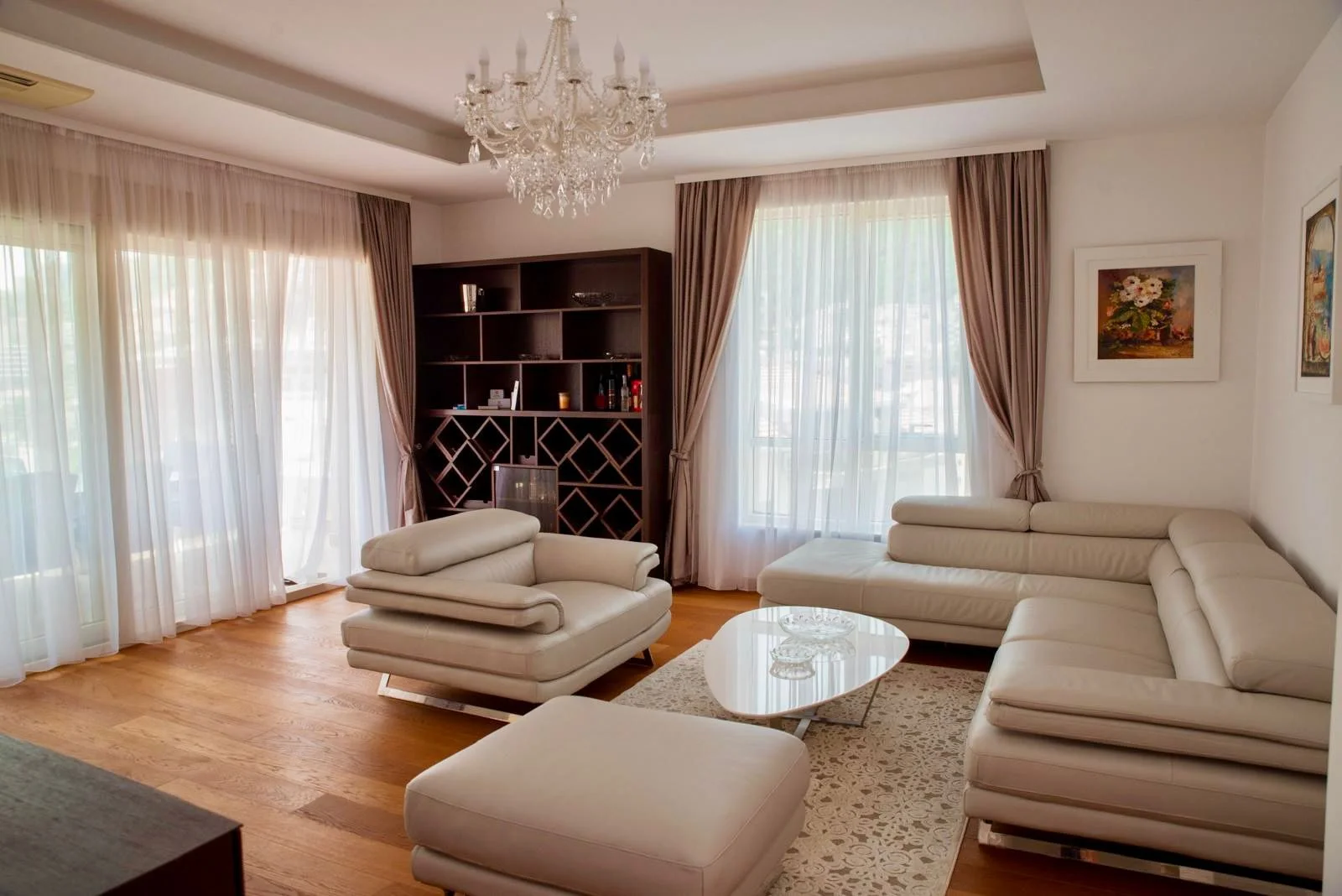 Luxury 2 bedroom apartment for rent in the very center of Budva