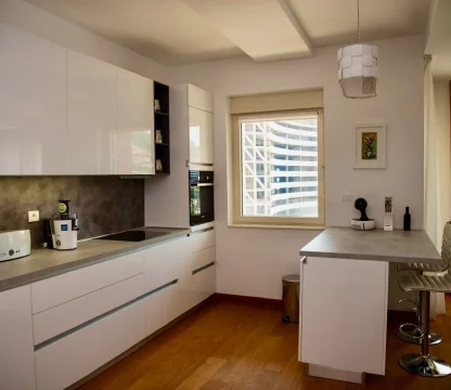 Luxury 2 bedroom apartment for rent in the very center of Budva