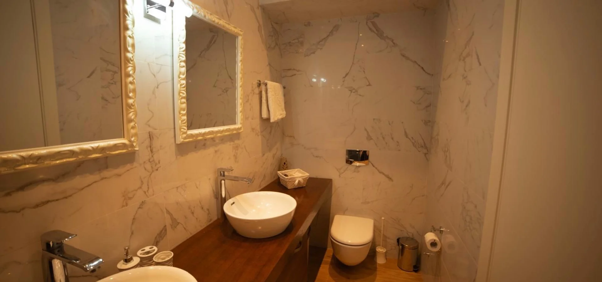 Luxury 2 bedroom apartment for rent in the very center of Budva