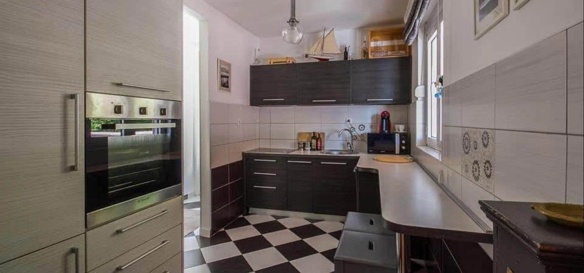 2+1 Detached house with private pool in Budva