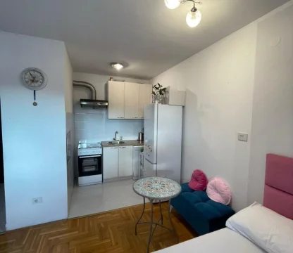 2+1 apartment 70 m2 with parking in podgorica