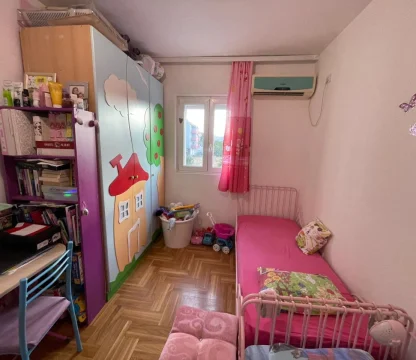 2+1 apartment 70 m2 with parking in podgorica