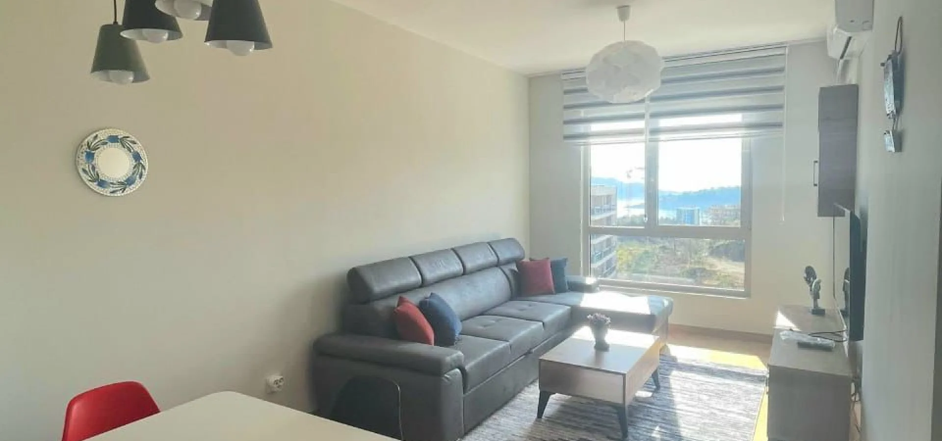 1+1 Annual rental apartment with sea view in Becici
