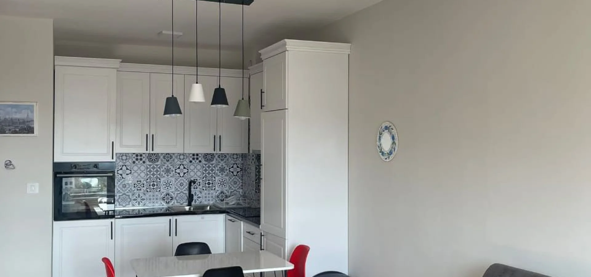 1+1 Annual rental apartment with sea view in Becici