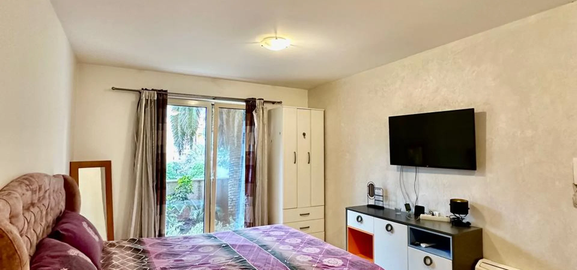 Studio apartment for rent in Budva