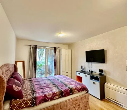 Studio apartment for rent in Budva