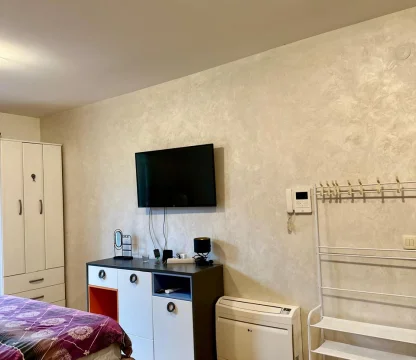 Studio apartment for rent in Budva