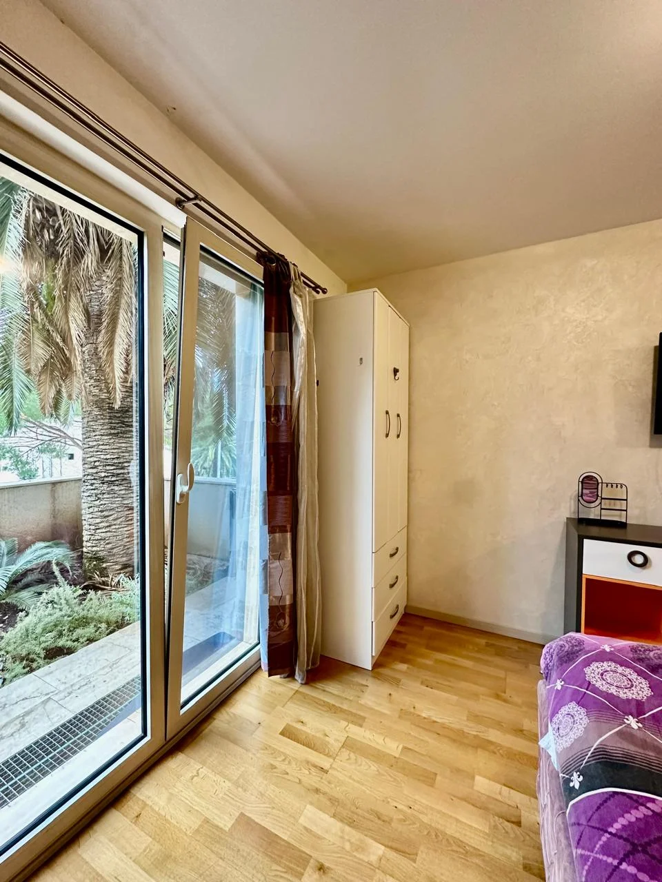 Studio apartment for rent in Budva