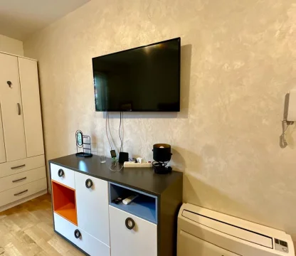 Studio apartment for rent in Budva