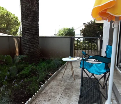 Studio apartment for rent in Budva