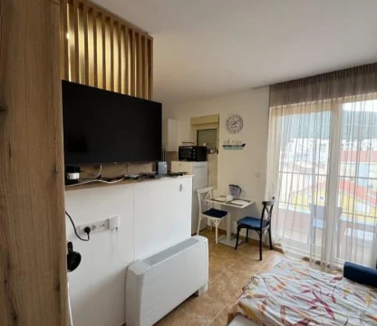 Studio apartment in new building in Budva