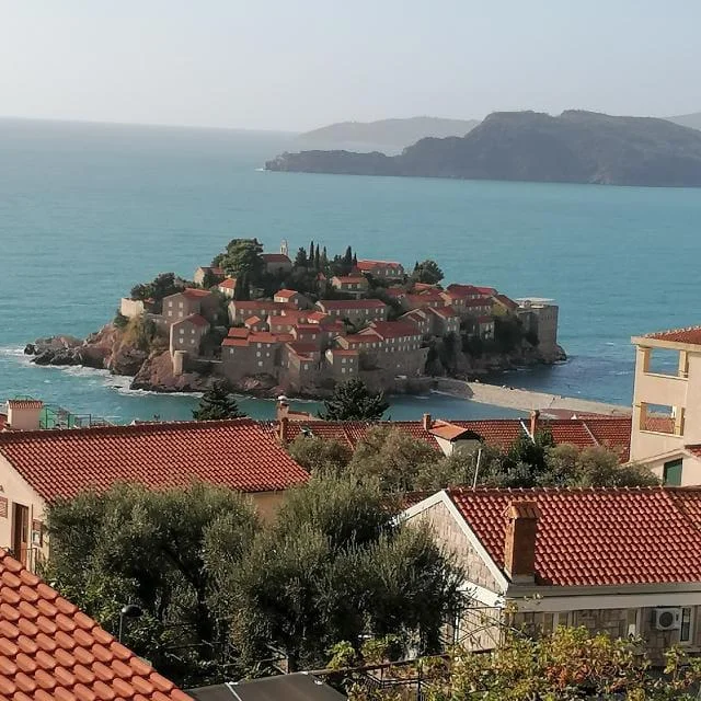 Budva Svite Stefan da 1 + 1 penthouse