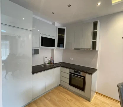 2+1 luxury apartment for rent in Budva