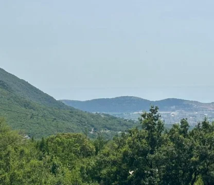 Land for sale in Bar with sea views 6,600 m2