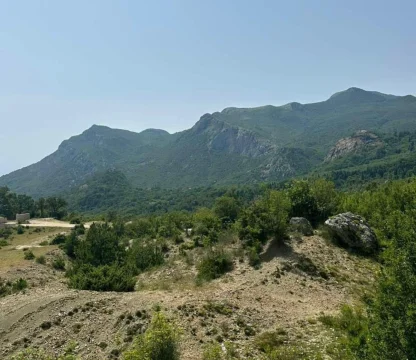 Land for sale in Bar with sea views 6,600 m2
