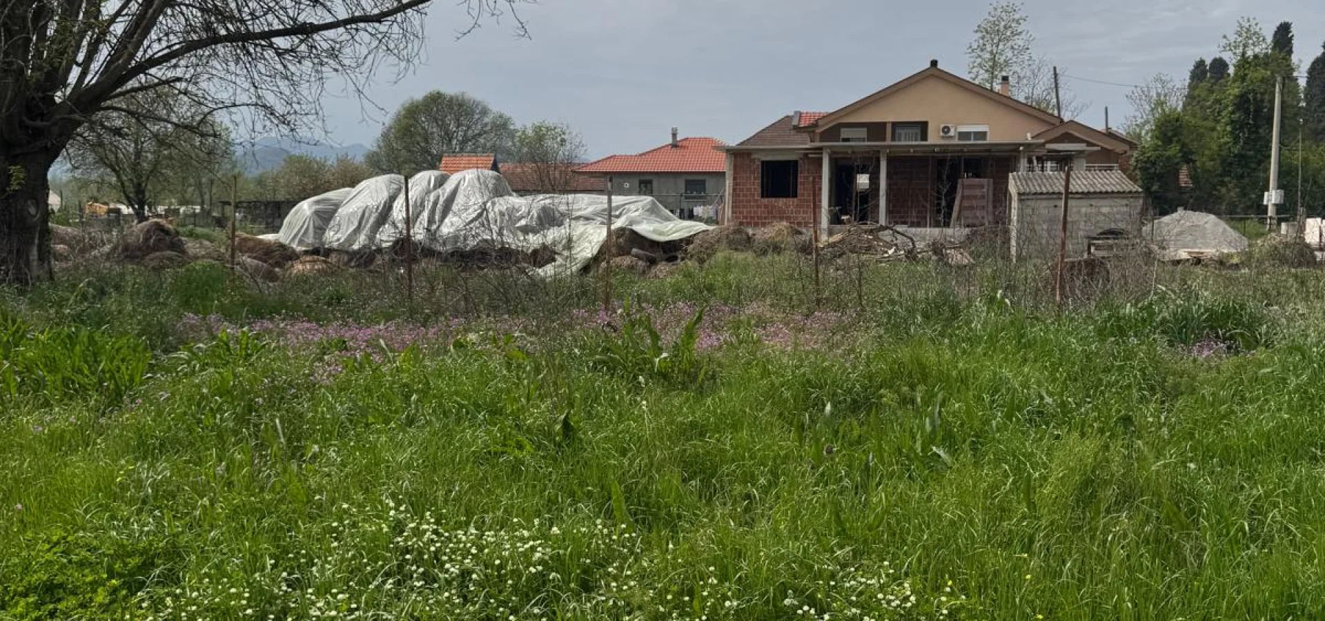 3,500 m2 of land with zoning in Podgorica