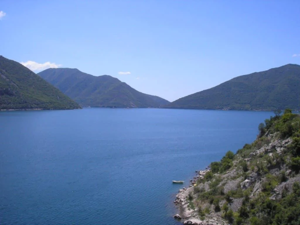 Land for sale by the sea in Kotor Perast