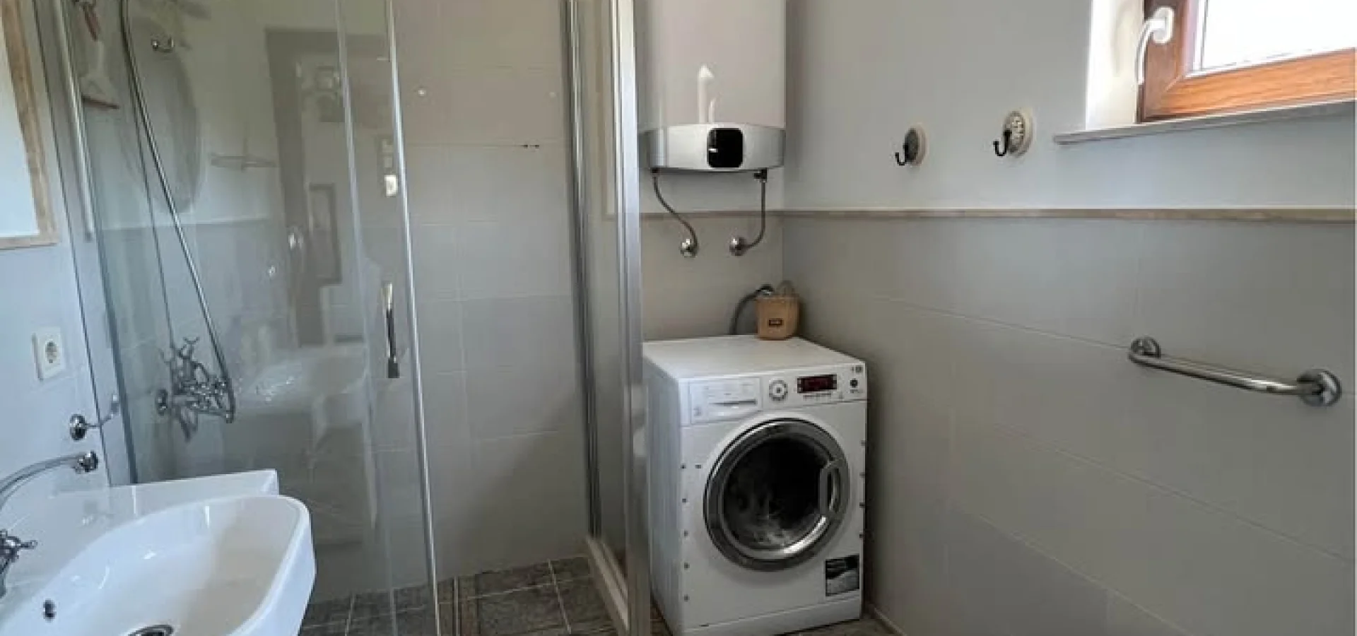 Kotor krımovice de satılık ev