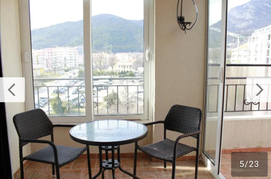 Budva'da 1+1 satılık daire