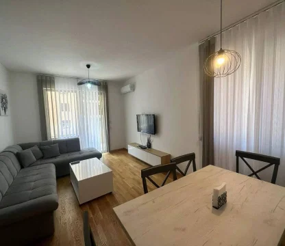 Beciçi'de satılık 2 + 1 daire 