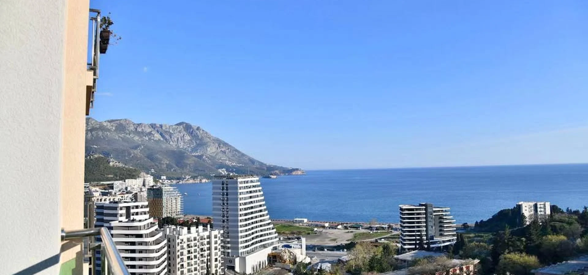 Beciçi de konforlu Geniş 1 + 1 satılık daire