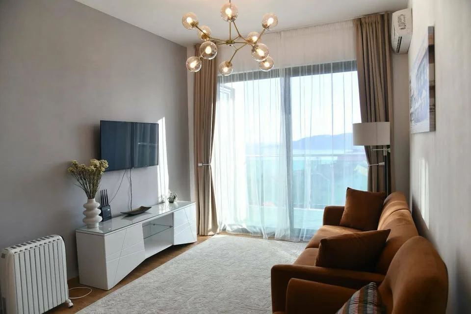 Beciçi de konforlu Geniş 1 + 1 satılık daire