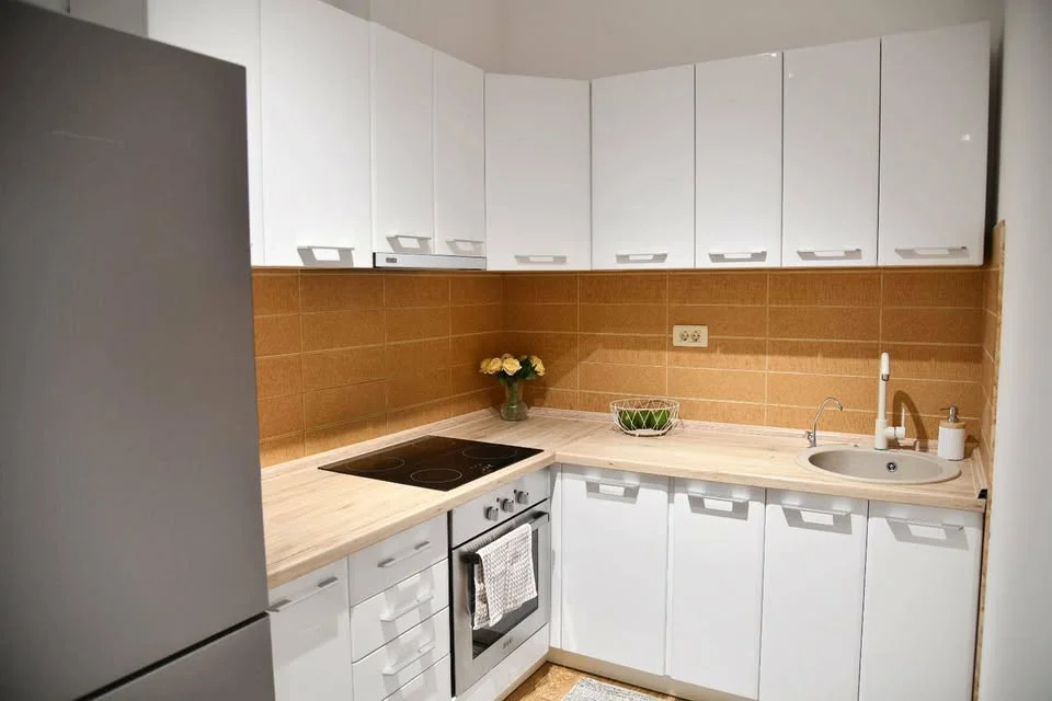 Beciçi de konforlu Geniş 1 + 1 satılık daire