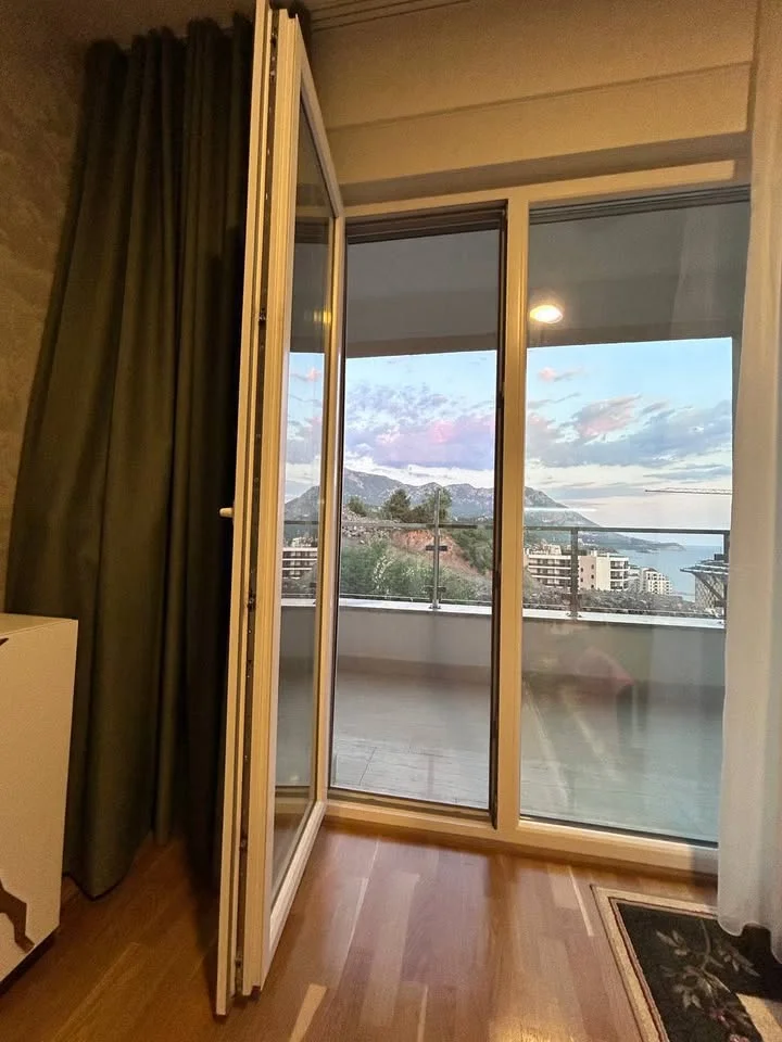 Beciçi de 1 + 1 satılık daire