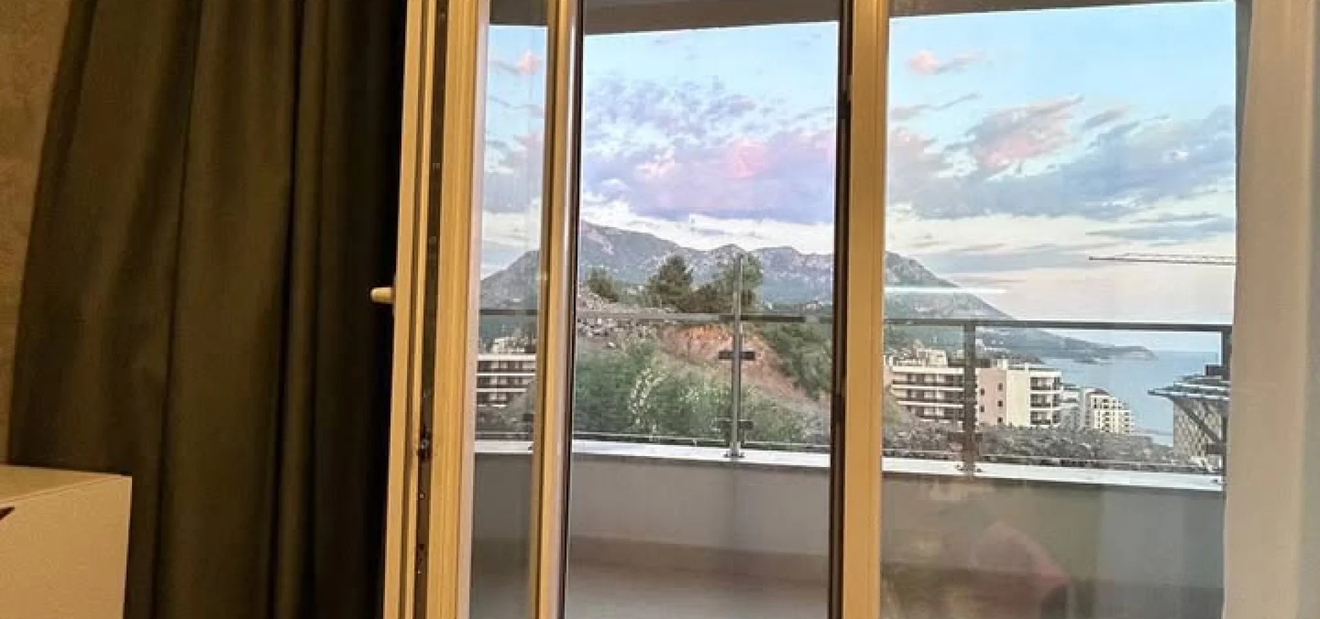 Beciçi de 1 + 1 satılık daire