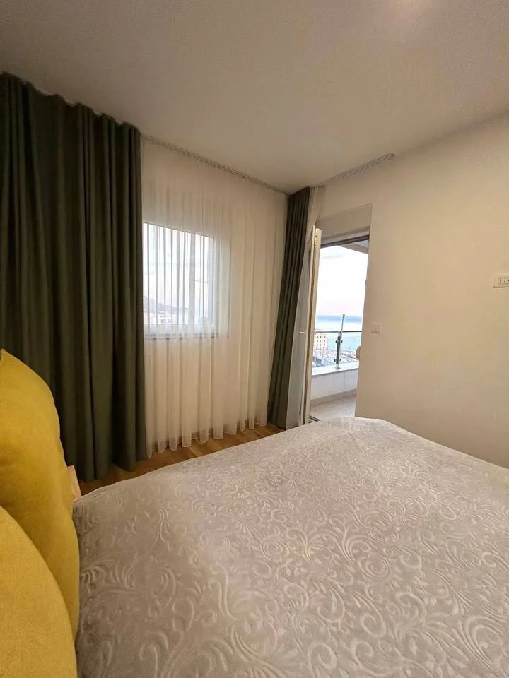 Beciçi de 1 + 1 satılık daire