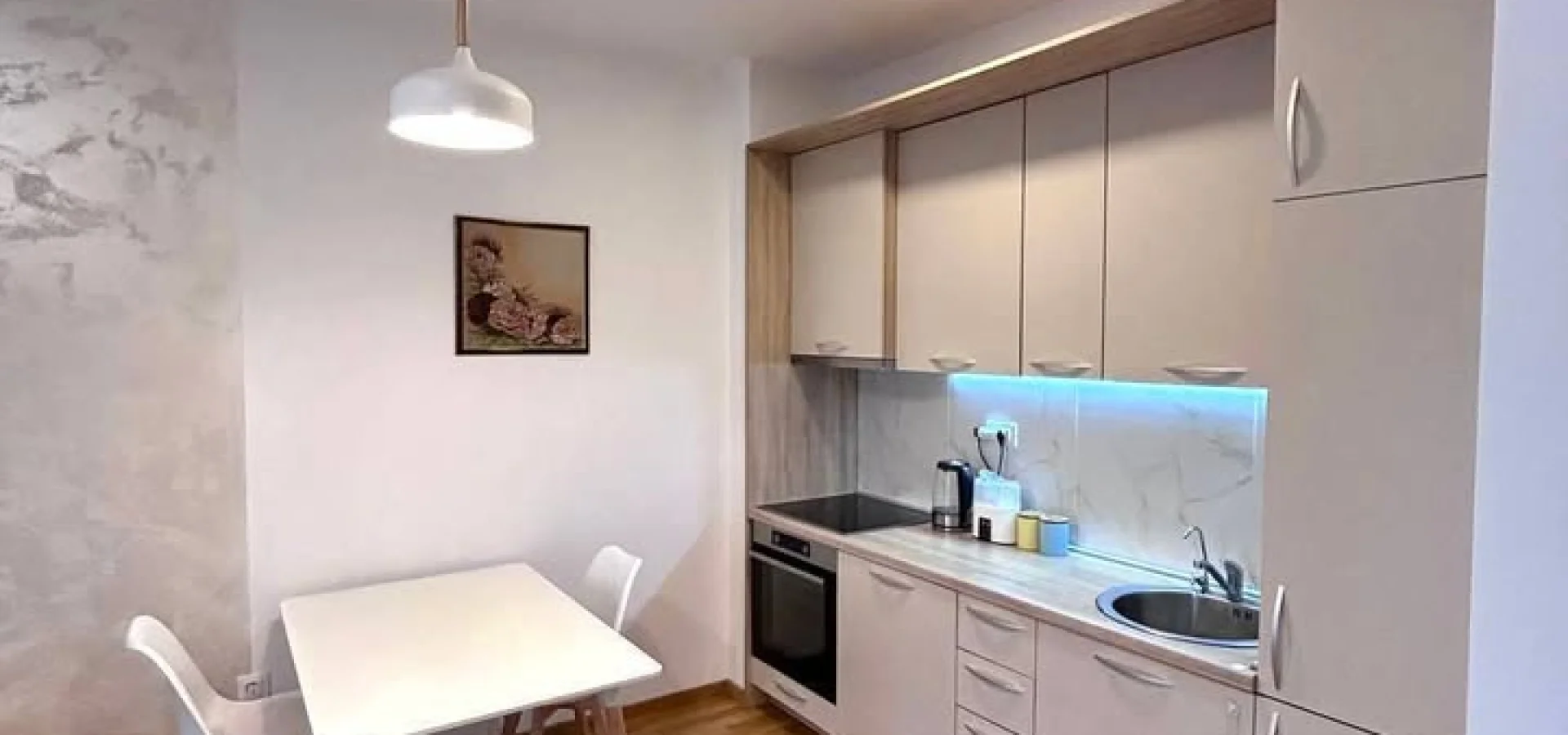 Beciçi de 1 + 1 satılık daire