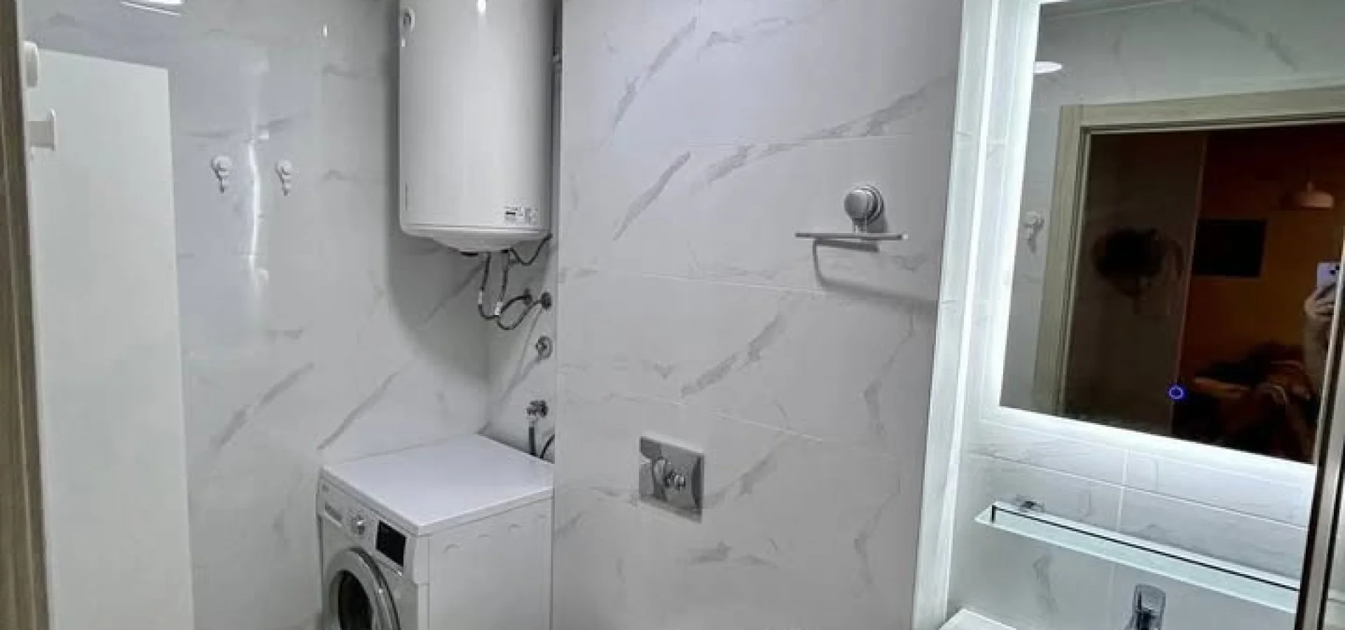 Beciçi de 1 + 1 satılık daire