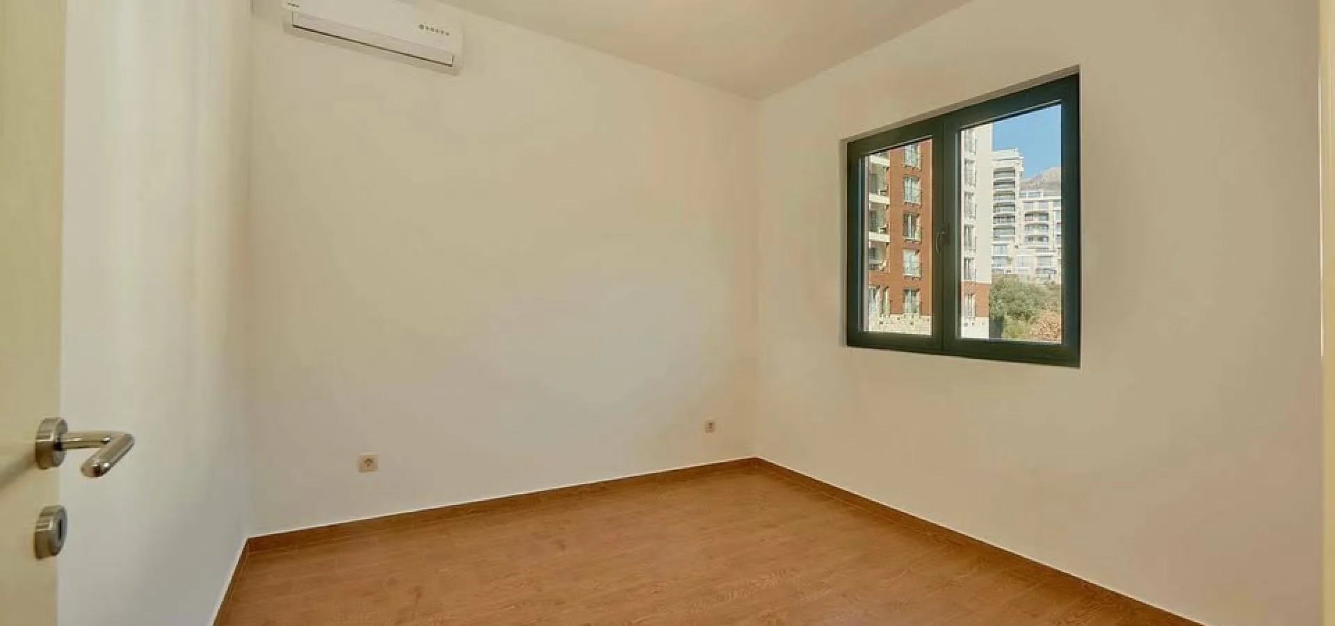 Beciçi de muhteşem deniz manzaralı 2 + 1 satılık daire