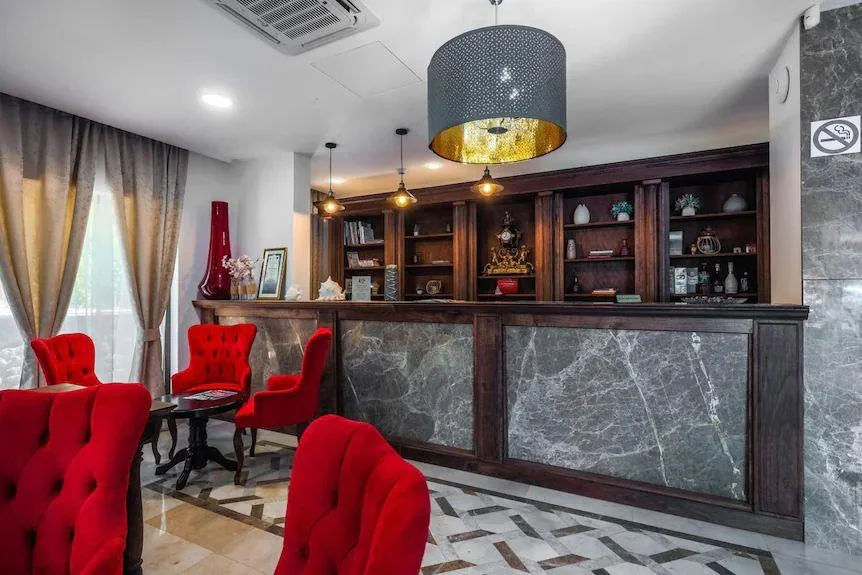 Kiralık otel