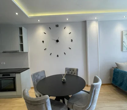 Budva'da 1 + 1 daire Old Backery