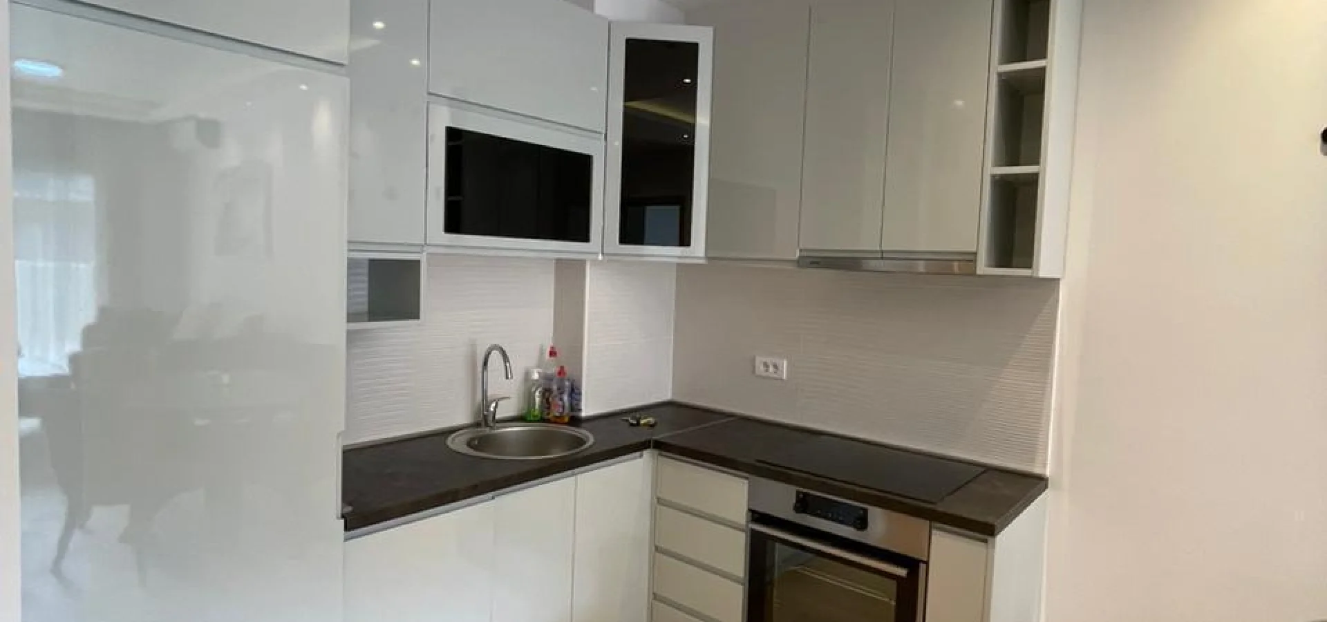 Budva'da 1 + 1 daire Old Backery