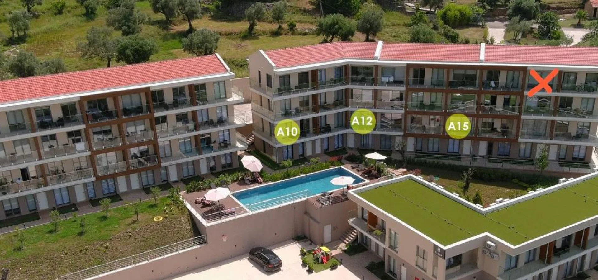 Kotor Kavač'ta Deniz Manzaralı Stüdyo Daire