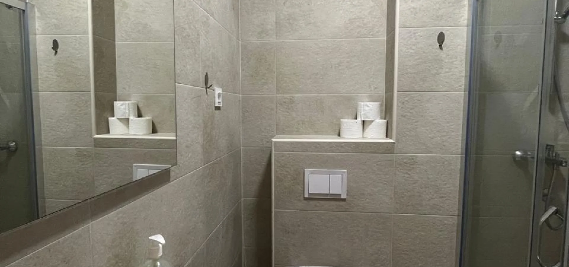 Kotor Kavač'ta Deniz Manzaralı Stüdyo Daire