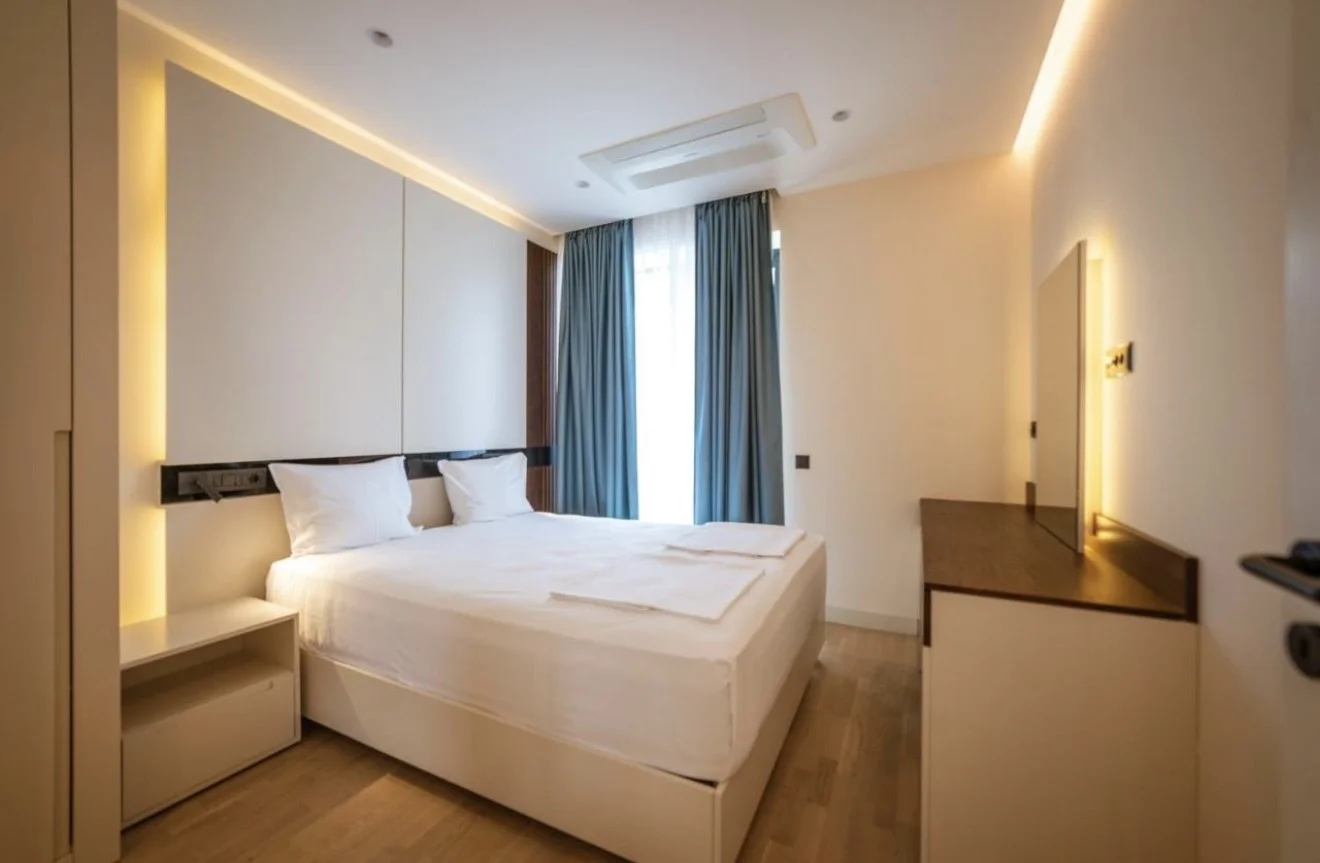 Budva Becici'de Spa Sauna, Spor Salonu Bulunan lüks binada 1+1 ve 2+1daireler