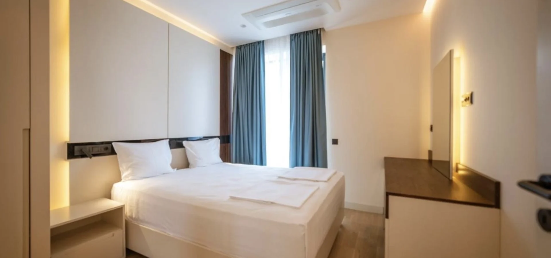 Budva Becici'de Spa Sauna, Spor Salonu Bulunan lüks binada 1+1 ve 2+1daireler