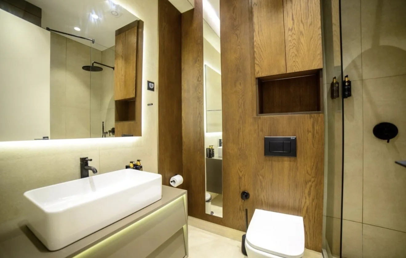 Budva Becici'de Spa Sauna, Spor Salonu Bulunan lüks binada 1+1 ve 2+1daireler