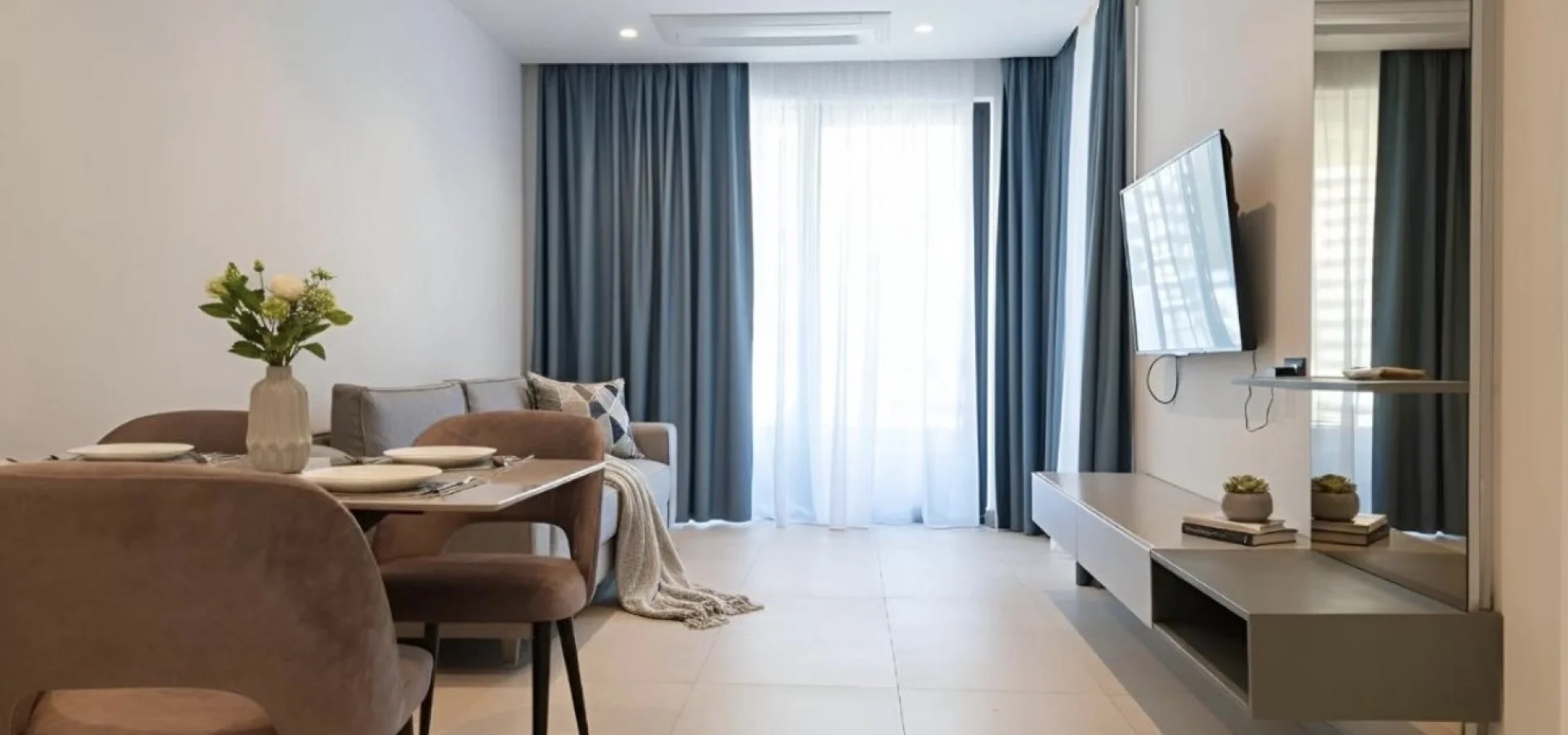 Budva Becici'de Spa Sauna, Spor Salonu Bulunan lüks binada 1+1 ve 2+1daireler