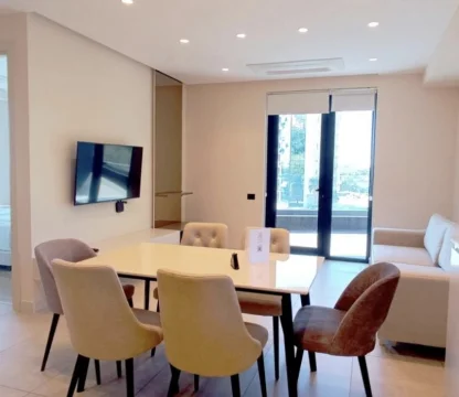 Budva Becici'de Spa Sauna, Spor Salonu Bulunan lüks binada 1+1 ve 2+1daireler