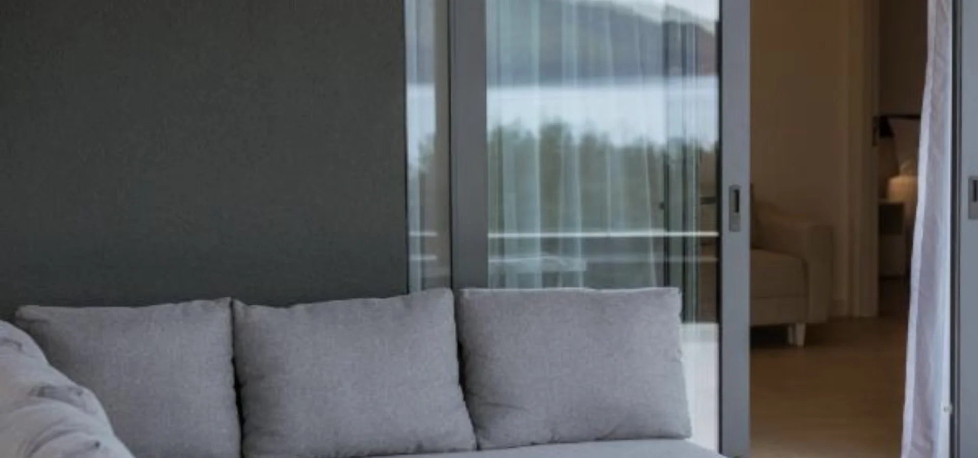 Budva Becici'de Spa Sauna, Spor Salonu Bulunan lüks binada 1+1 ve 2+1daireler