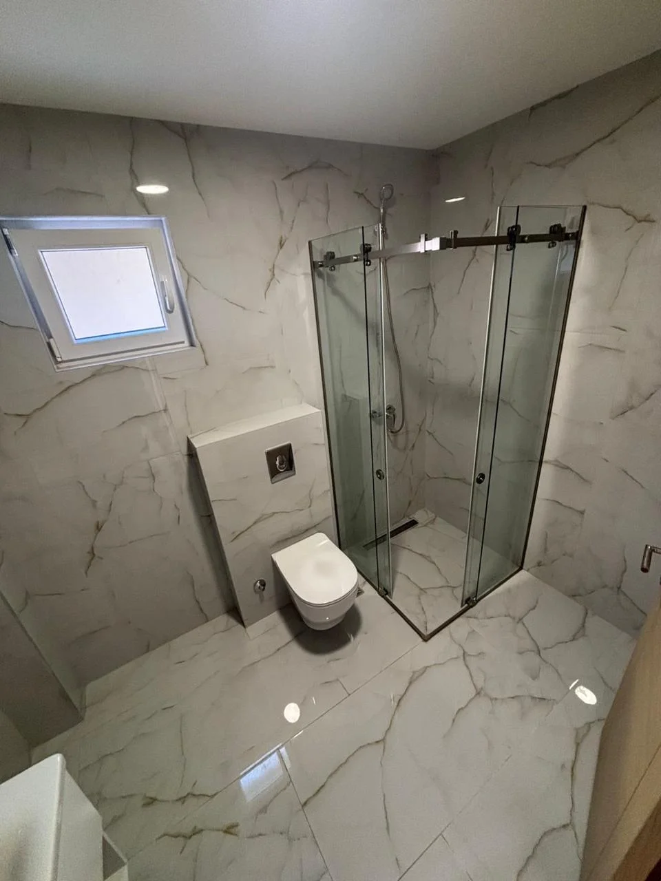 Budva'da Dubovica Lux 1 + 1 daire