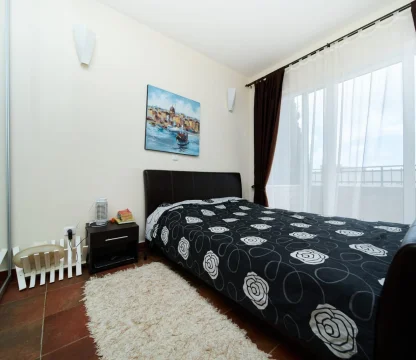 Bečići Ivanovići'de Panoramik Deniz Manzaralı Ultra-Lüks Malikane