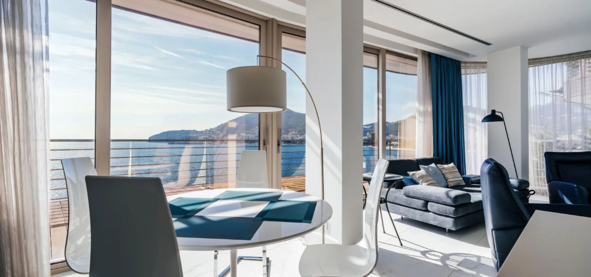 Budva Dukley Gardens, da satılık 2+1  villa